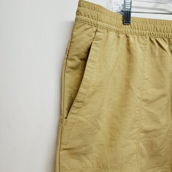 Men's Shorts The North Face Size XXL Khaki Stone Adventure Regular Fit NEW - Picture 8 of 9